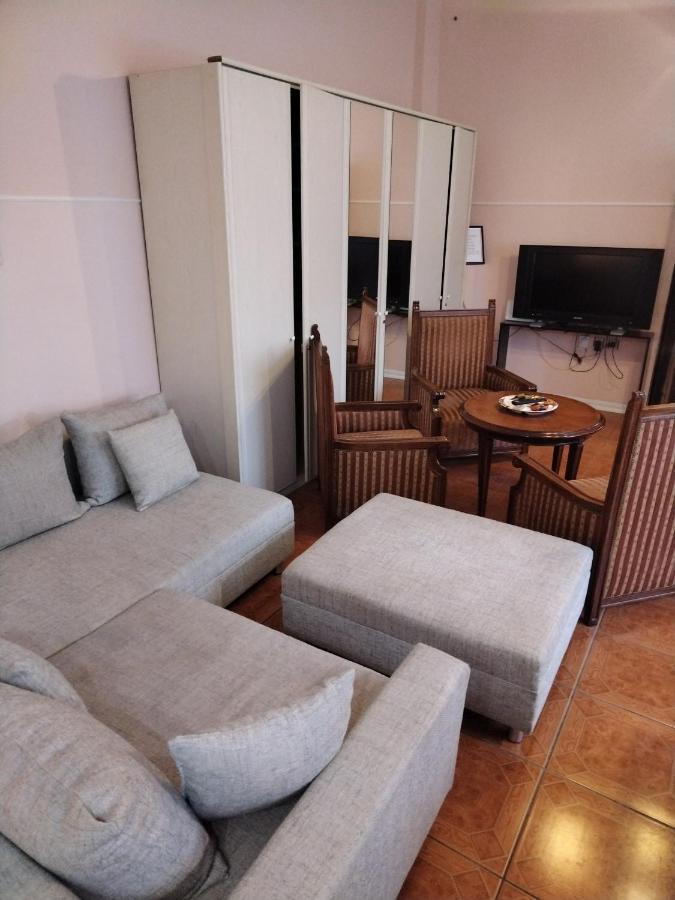 Luna Apartment Újvidék Kültér fotó