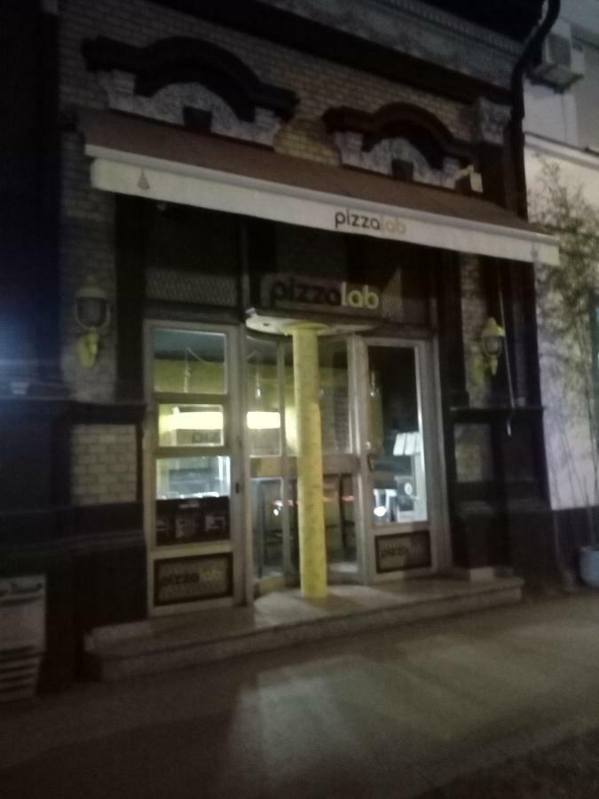 Luna Apartment Újvidék Kültér fotó